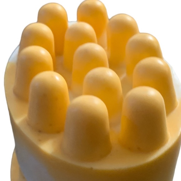 Hand Crafted Soap - Massage Bar Oatmeal Honey & Milk hint of Vanilla - Picture 11 of 15